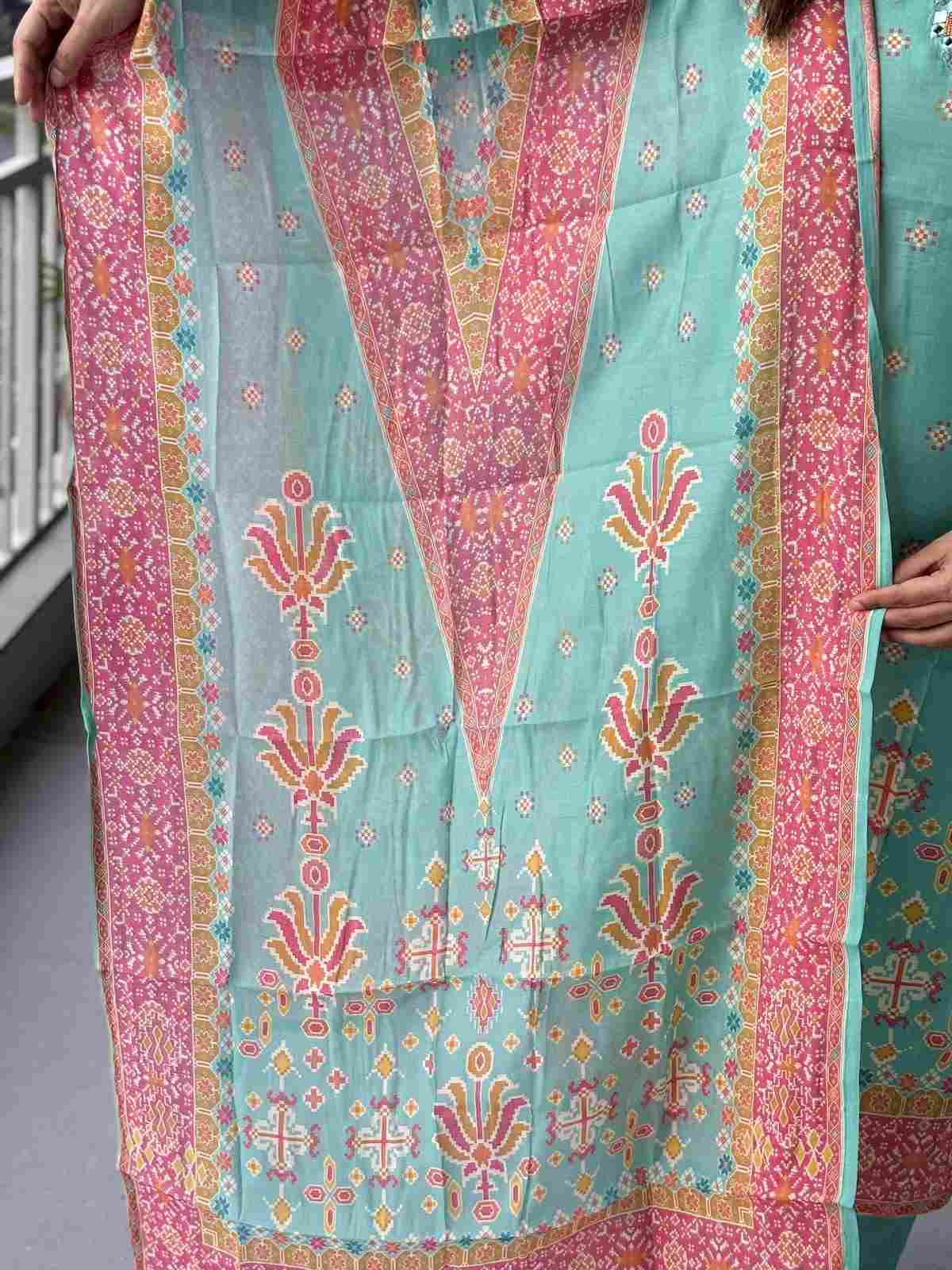 pure-muslin-hand-embroidered-ikkat-print-straight-fit-suit-set-blue-4