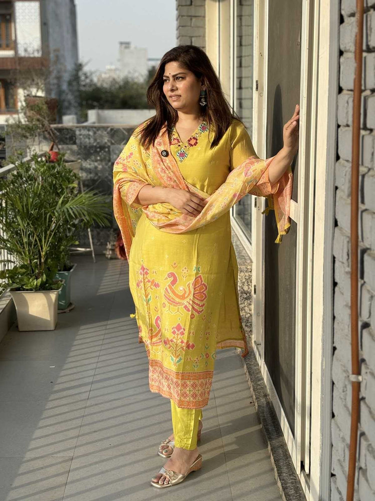 pure-muslin-hand-embroidered-ikkat-print-straight-fit-suit-set-mustard-2