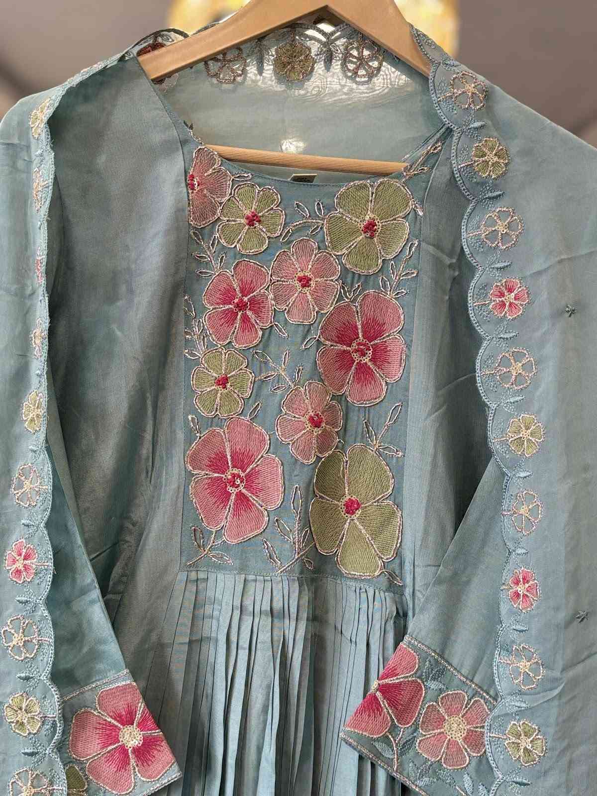 pure-muslin-hand-embroidered-suit-set-with-heavy-gathers-at-front-back-paired-with-scalloped-dupatta-with-embroidery-sky-blue-3