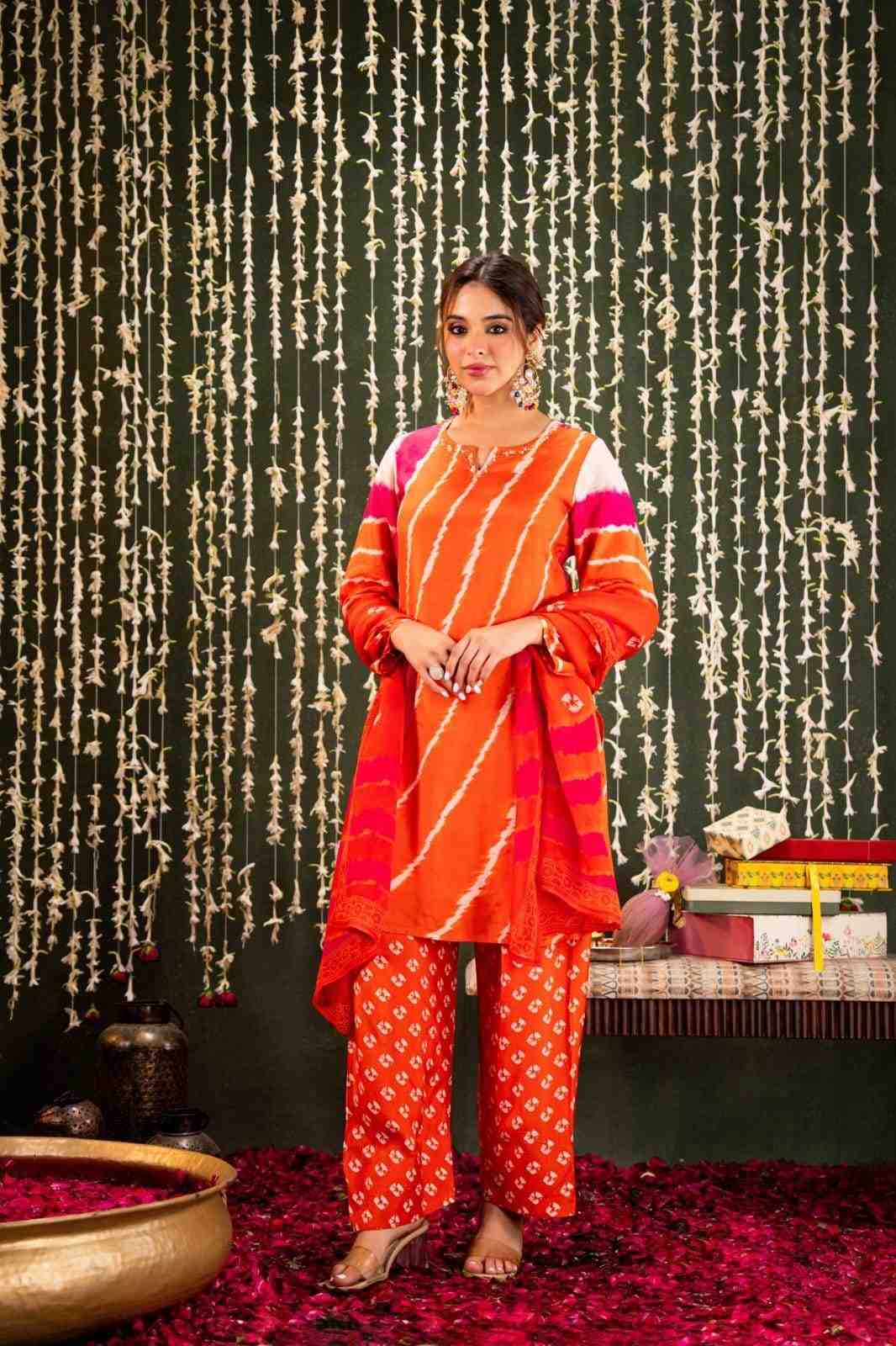 pure-muslin-lehariya-print-hand-embroidered-suit-set-with-farshi-salwar-orange-3