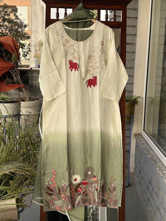 pure-muslin-silk-hand-embroidered-ombre-shade-suit-set-with-mul-cotton-lining-paired-with-organza-dupatta-green-1