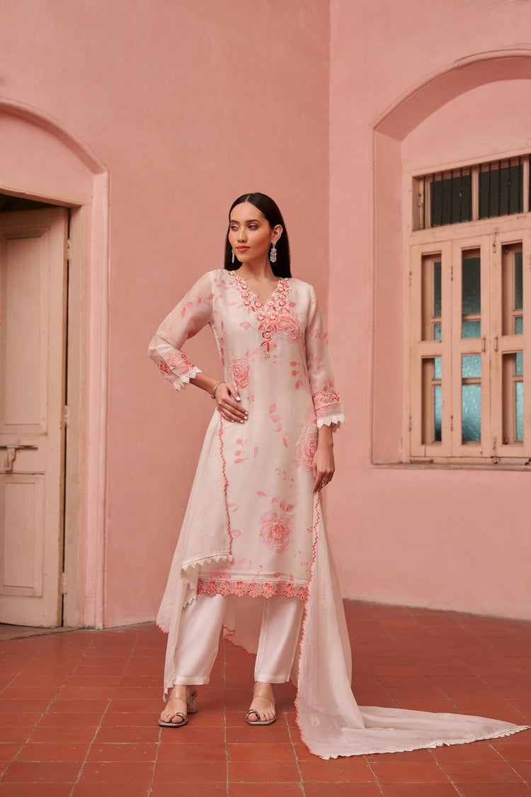 pure-organza-embroidered-straight-fit-suit-set-with-cotton-lining-paired-with-chanderi-embroidered-dupatta-off-white-and-peach-1