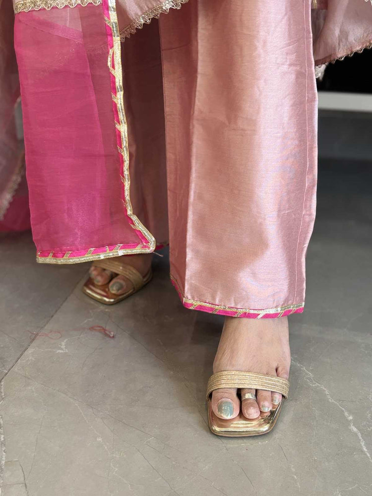 pure-tissue-chanderi-hand-embroidered-a-line-suit-set-paired-with-organza-dupatta-pink-4