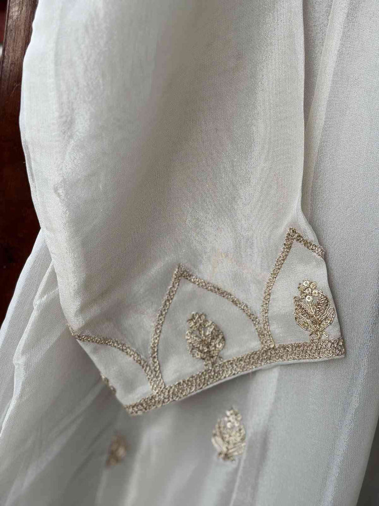 pure-tissue-organza-hand-embroidered-anarkali-paired-with-tissue-organza-motif-embroidered-dupatta-silver-grey-3