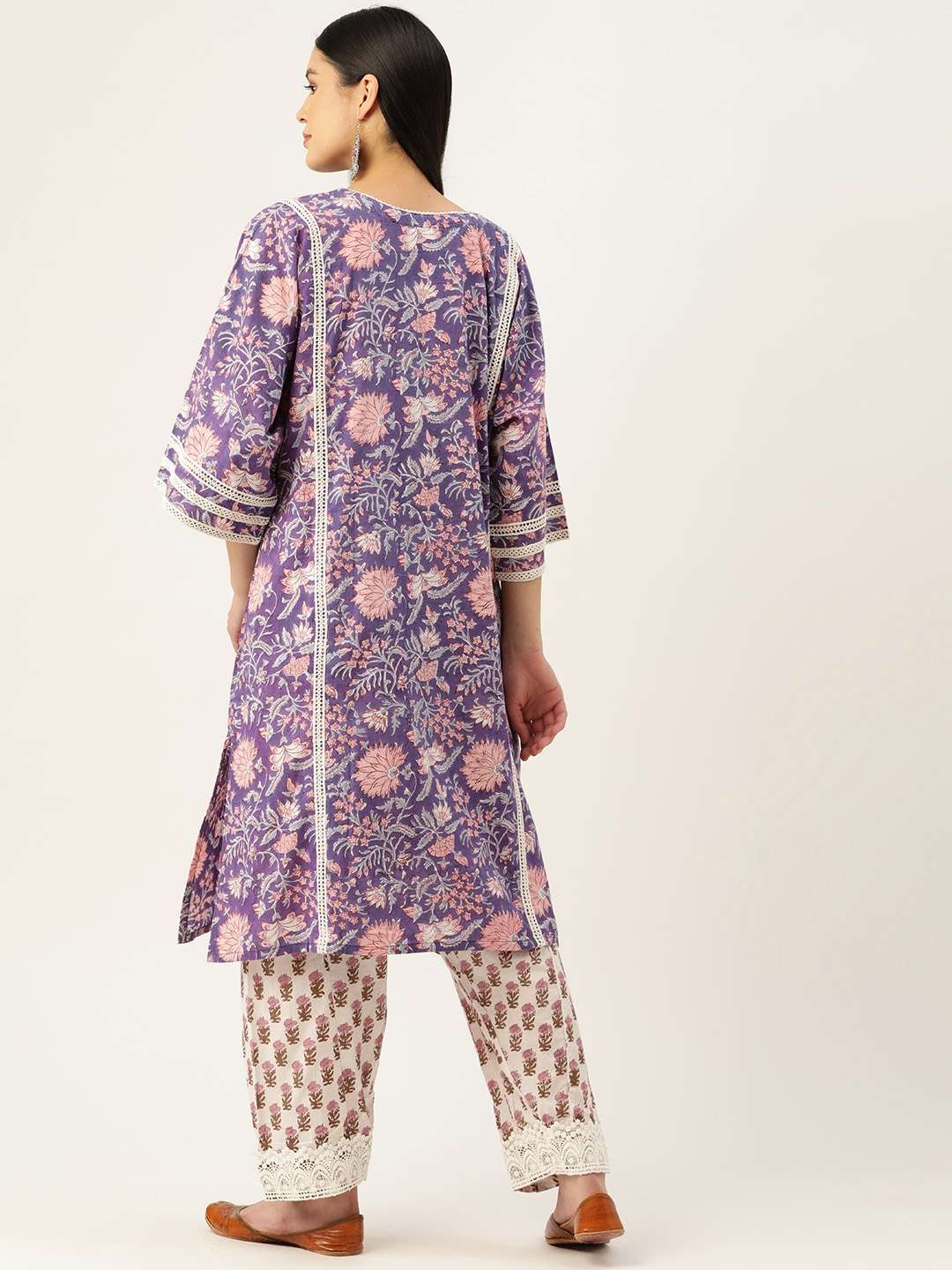 relaxed-fit-stylish-pant-set-with-crotia-shell-detailing-paired-with-embroidered-salwar-lavender-5