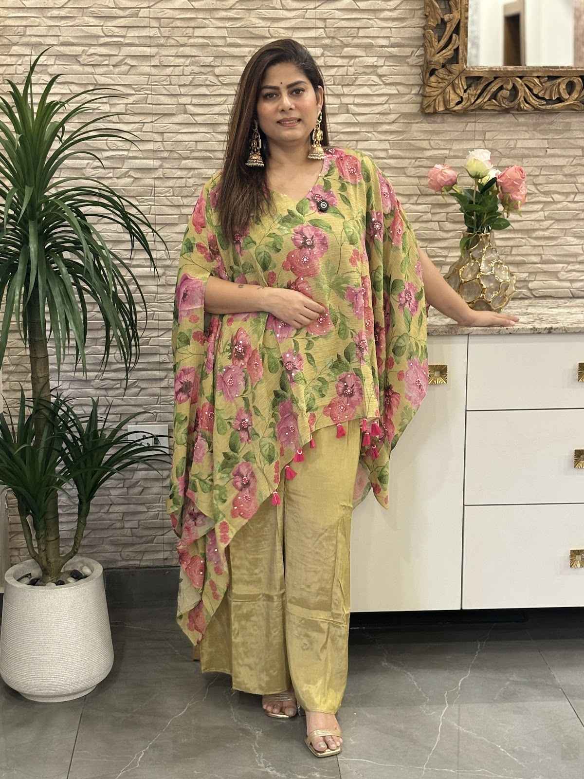 shimmer-tissue-hand-embroidered-kaftan-style-co-ord-set-mustard-1