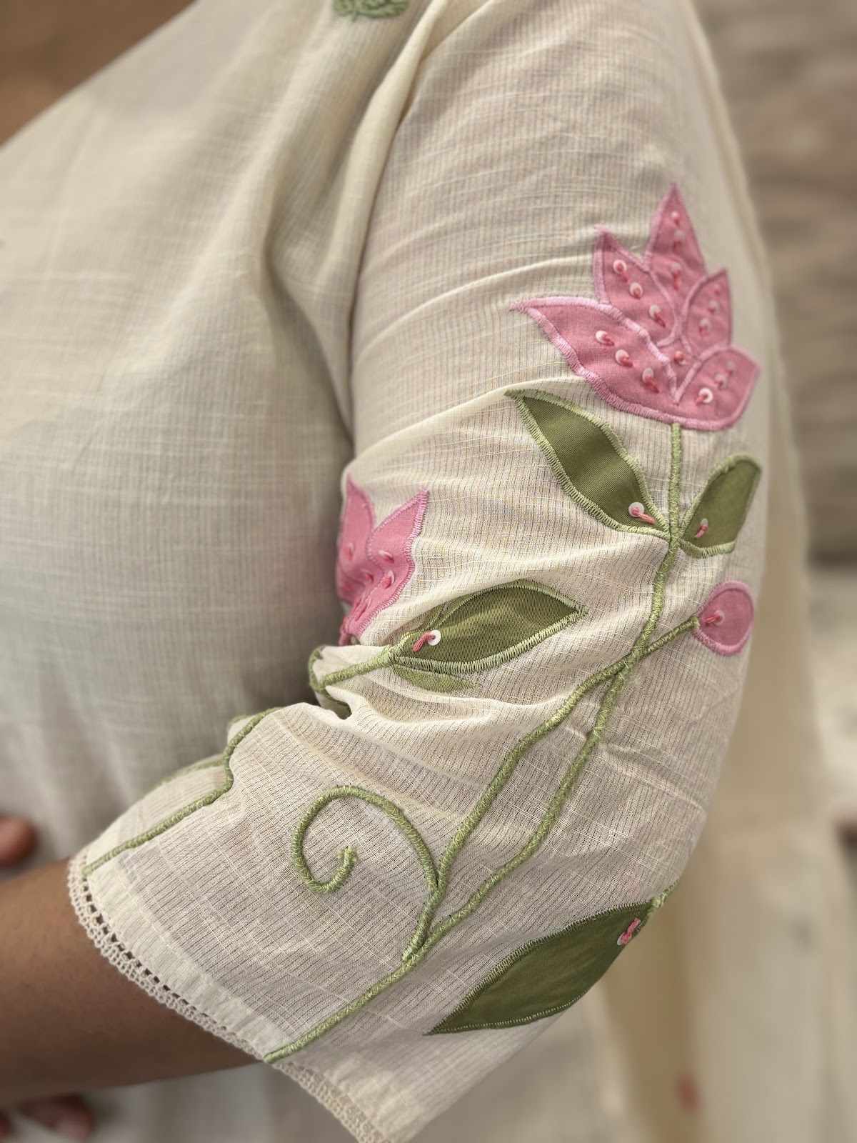 silly-cotton-straight-fit-embroidered-suit-set-with-applique-work-off-white-3