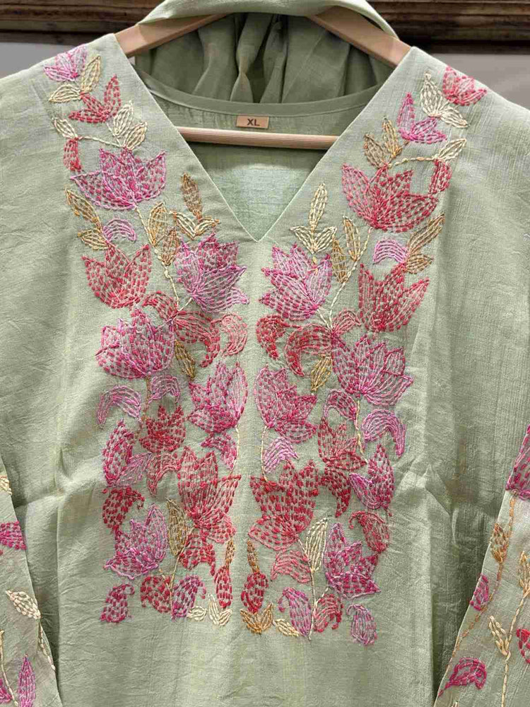 soft-chanderi-straight-fit-suit-set-with-katha-embroidery-green-2