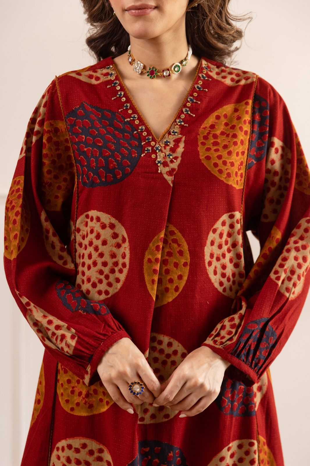 soft-cotton-flex-print-relaxed-with-pant-set-with-embroidered-neck-maroon-3