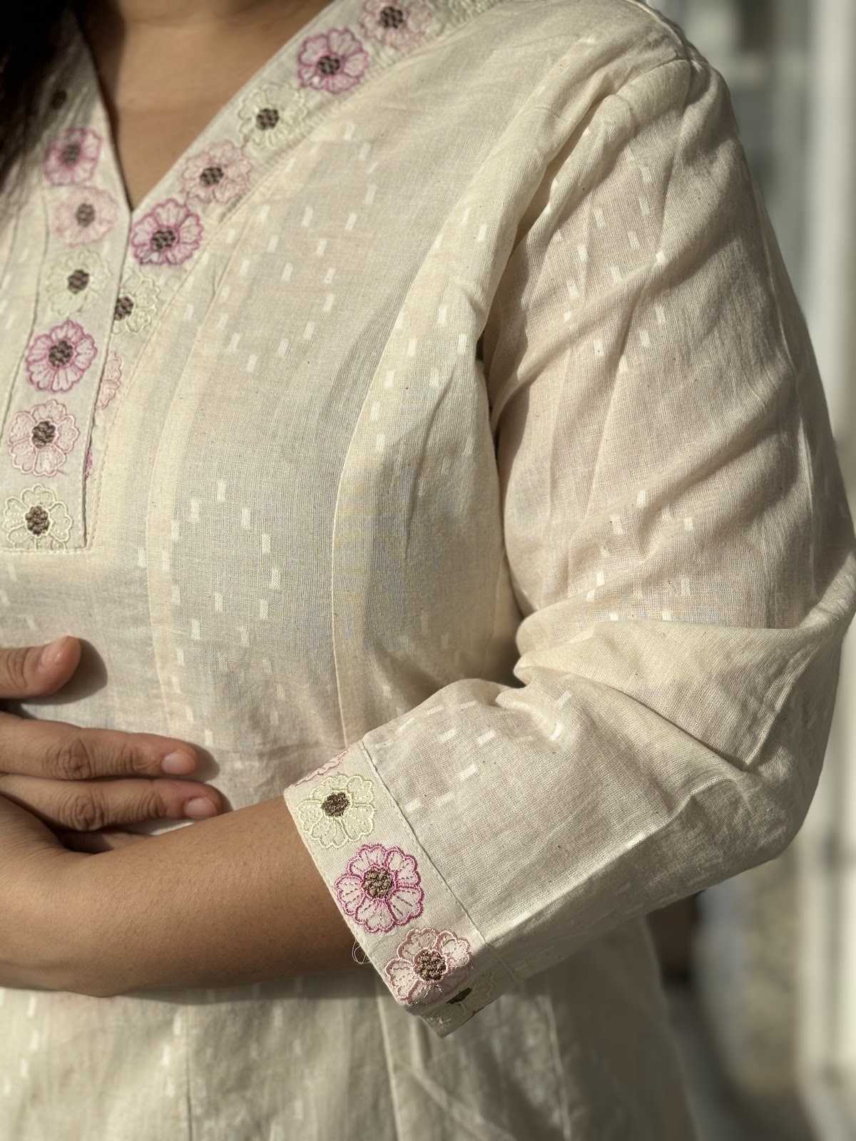 soft-kora-dobby-cotton-applique-work-anarkali-with-mul-cotton-lining-ivory-3