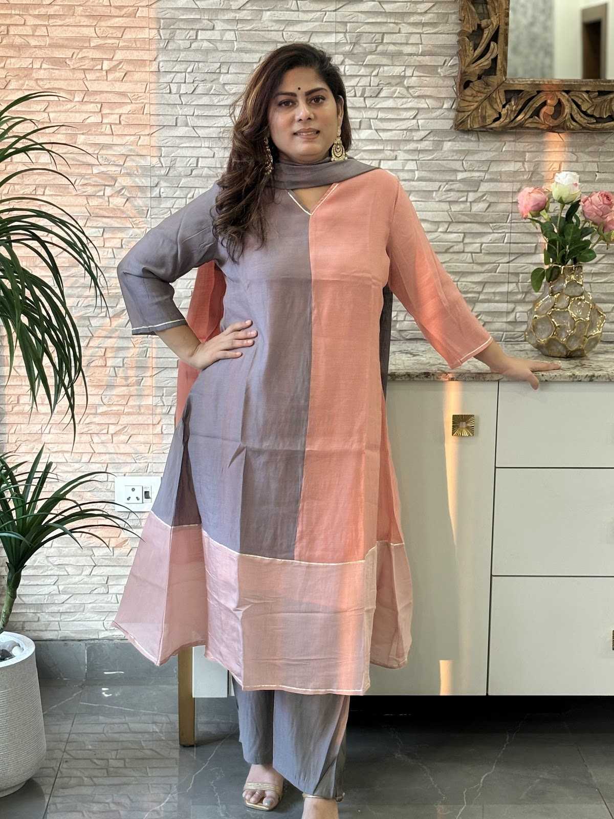surat-mul-chanderi-a-line-block-gota-work-suit-set-with-mul-cotton-lining-peach-and-grey-1
